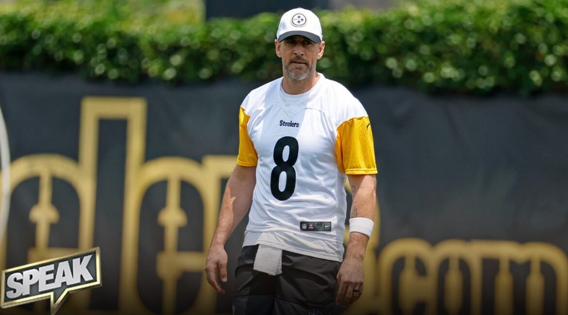 Aaron Rodgers hits the field at the Pittsburgh Steelers camp — Will it work in Pittsburgh? | Speak 2 2szl38n0031r4iy3