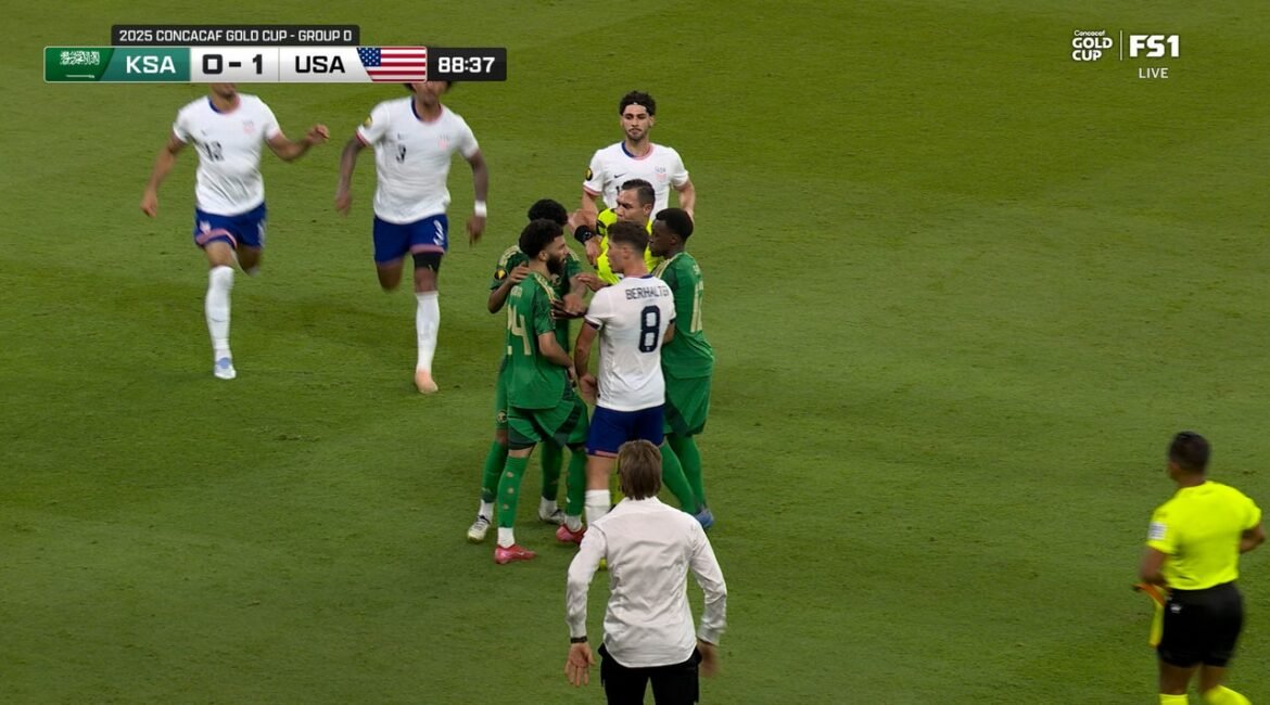 Concacaf Gold Cup: Tempers flare between United States and Saudi Arabia near end of match 2 7a72oi4132yn2xn5