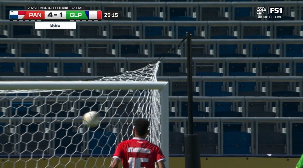 Jordan Leborgne's goal helps Guadeloupe trim Panama's lead 2 kebpqv6kvqkgahzk