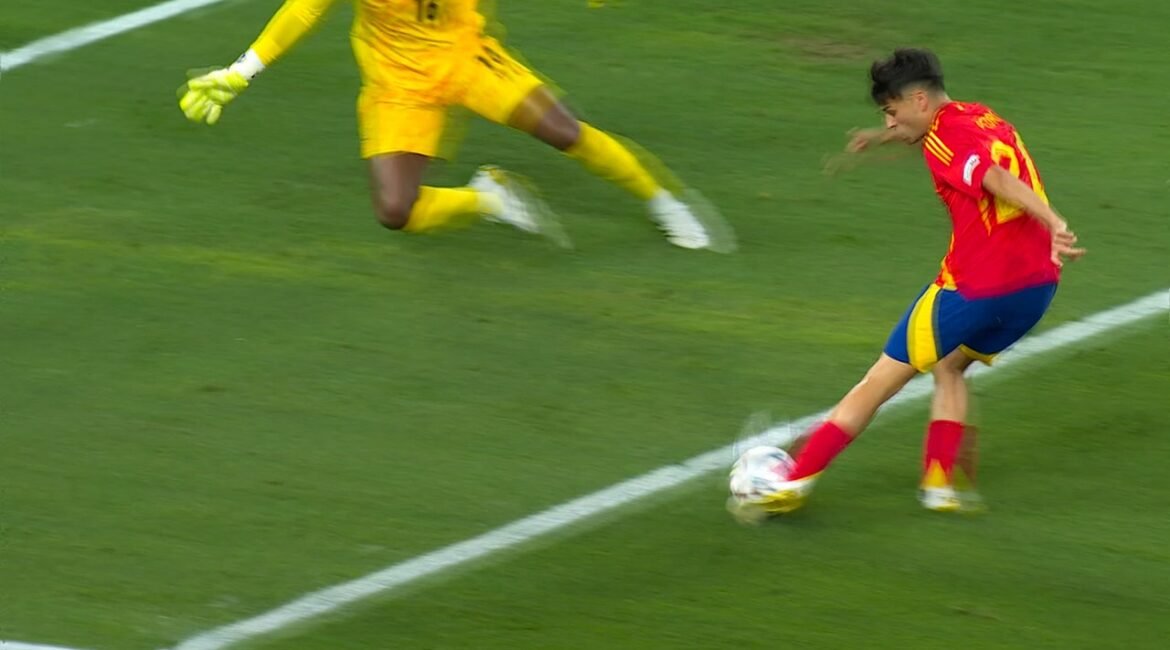 Pedri finishes inside the box, extending Spain's lead over France 2 lbtlhyz3xzzbxmha