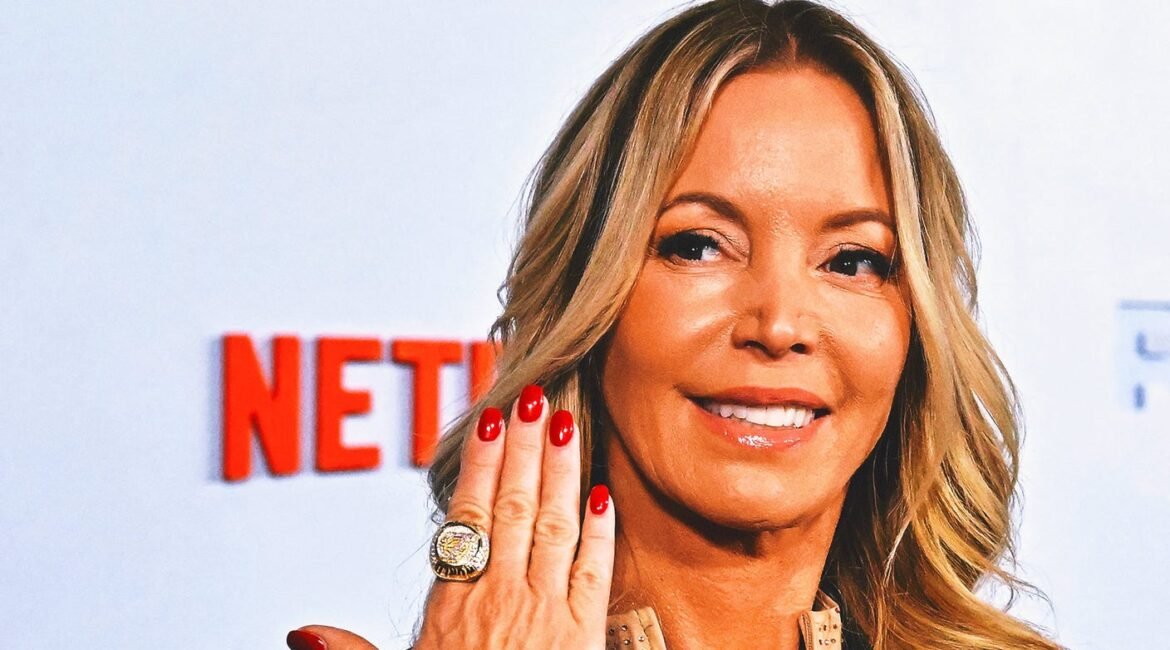 jeanie buss
