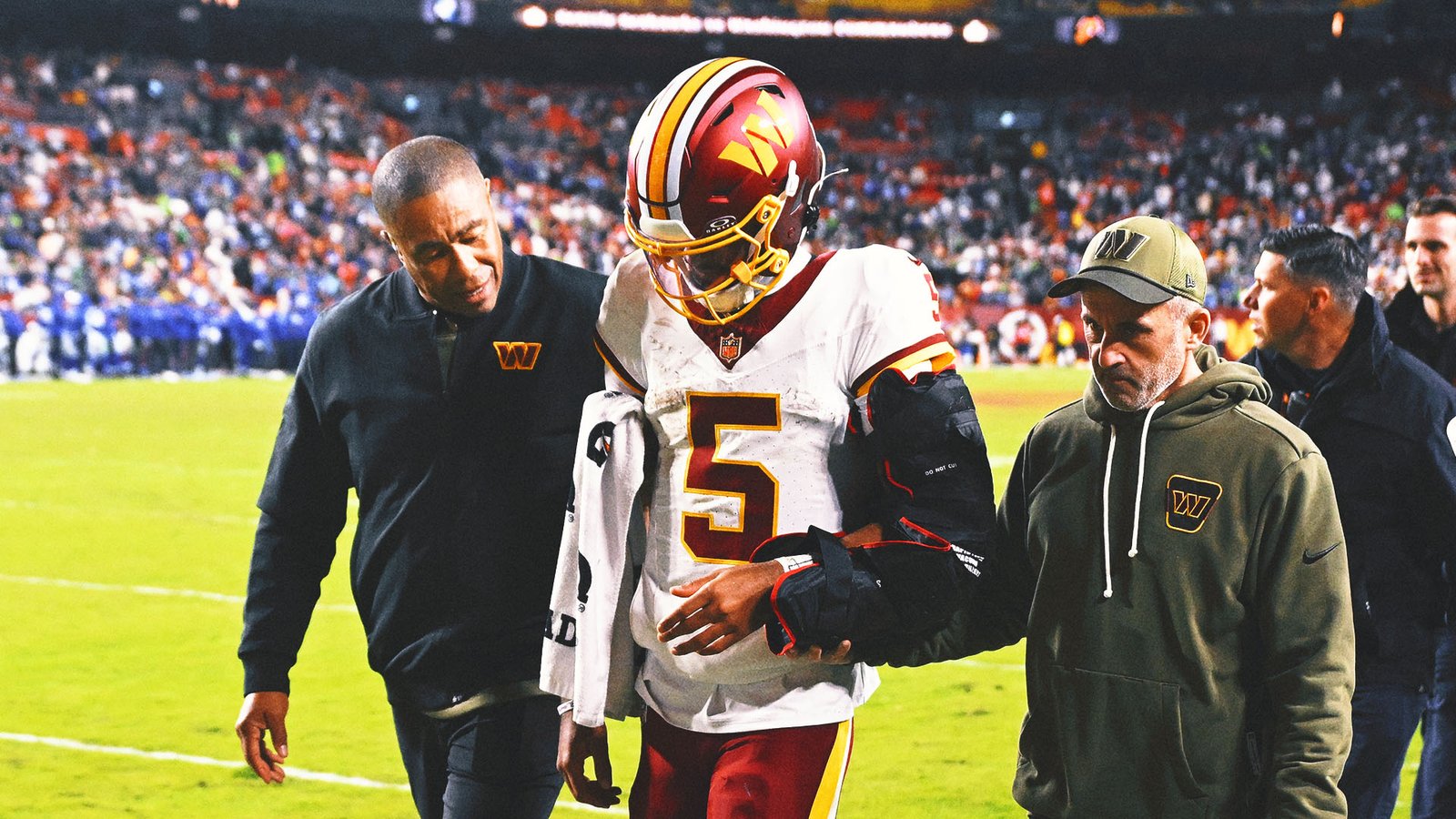 Commanders QB Jayden Daniels Exits in Air Cast With Elbow