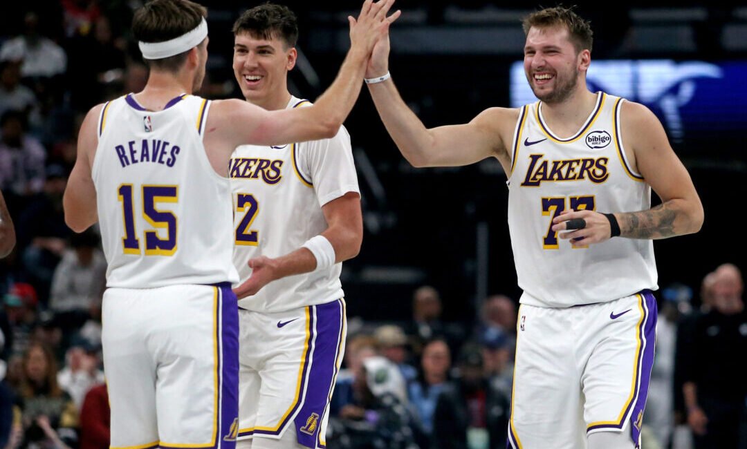 Reaves jokes about Doncic: “I Can’t Outscore Him Every Night” 1 USATSI 27468179 scaled e1764574586737