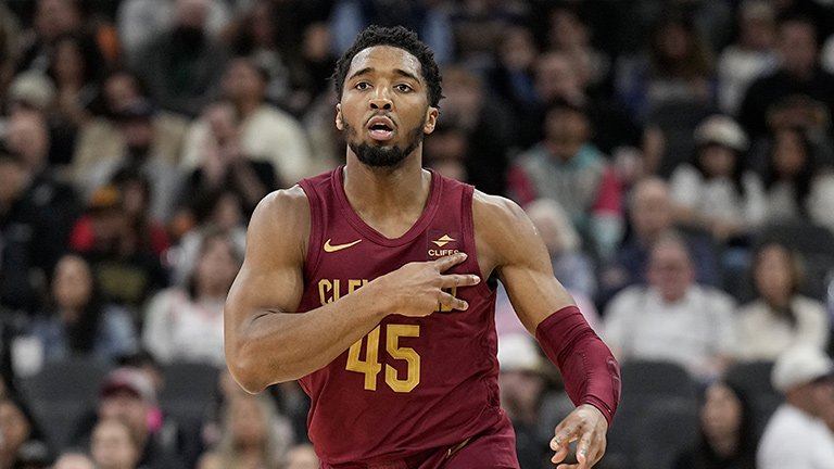 Donovan Mitchell Cleveland Cavs