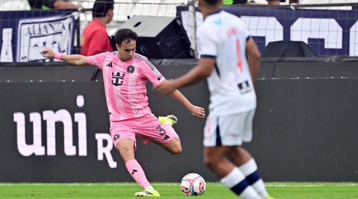 Messi, Inter Miami Suffer Early Season Setback After Sergio Reguilón's Injury 3 GettyImages 2257481529 scaled