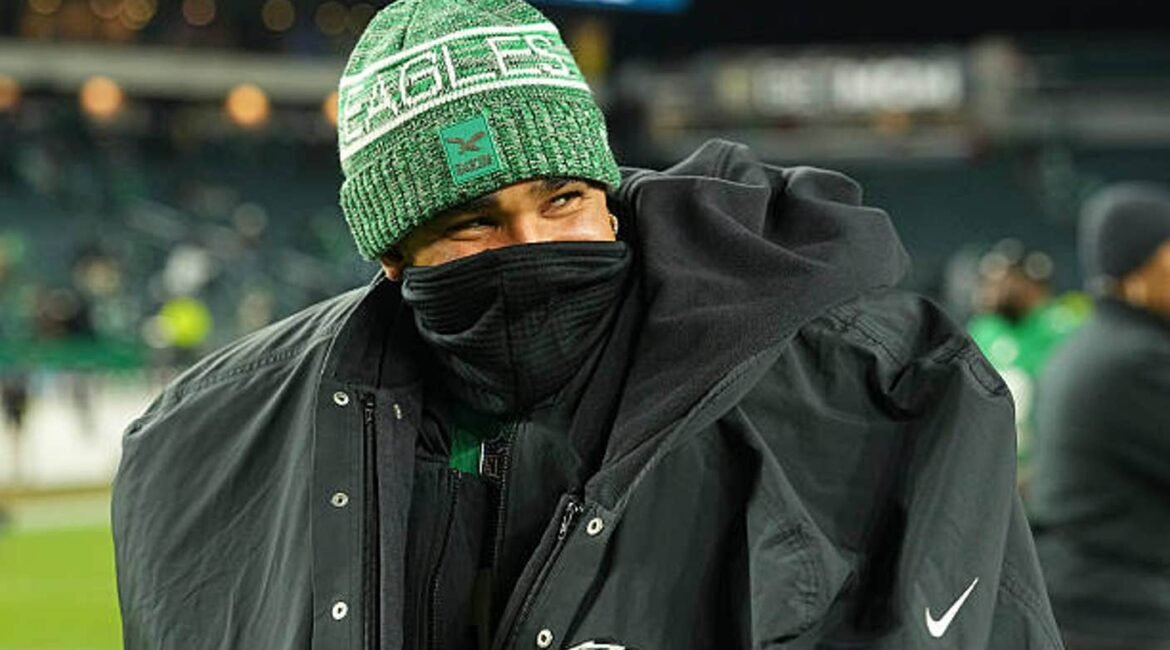 philadelphia pennsylvania jalen hurts of the philadelphia eagles reacts against the