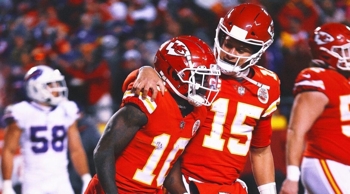 tyreek hill patrick mahomes