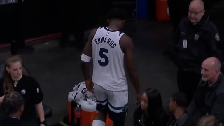 Anthony Edwards Injury, Major Blow for the T-Wolves: “We’ve Been Through This Before” 1 Anthony Edwards Vs Hawks