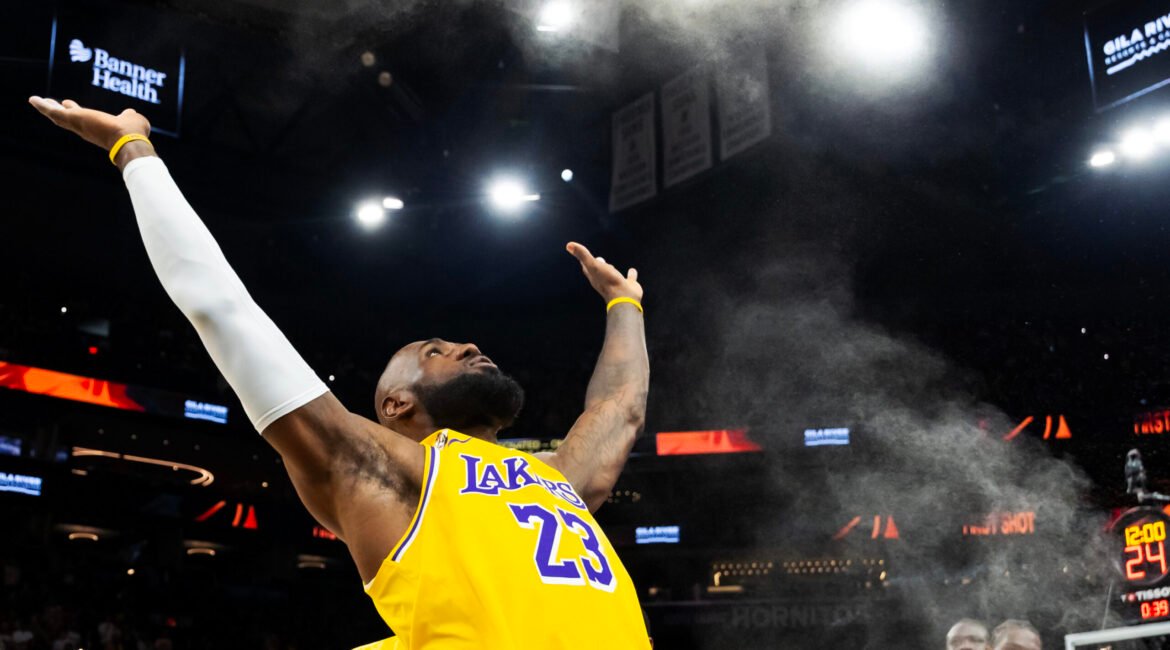 LeBron James and the Most Incredible “Retirement Tour” Ever 1 USATSI 28352318 scaled