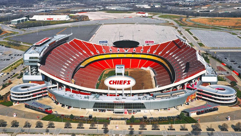 Chiefs Owner Clark Hunt Were Making Progress on Domed Stadium