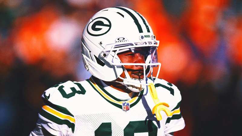 Eagles Reportedly Acquire WR Dontayvion Wicks From Packers Extend Him