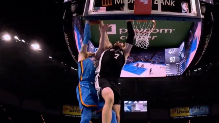 Luke Kornet Block Isaiah Hartenstein NBA Playoff