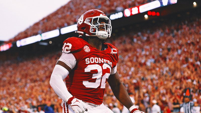 Travis Kelce R Mason Thomas is Game Changer for Chiefs Defense
