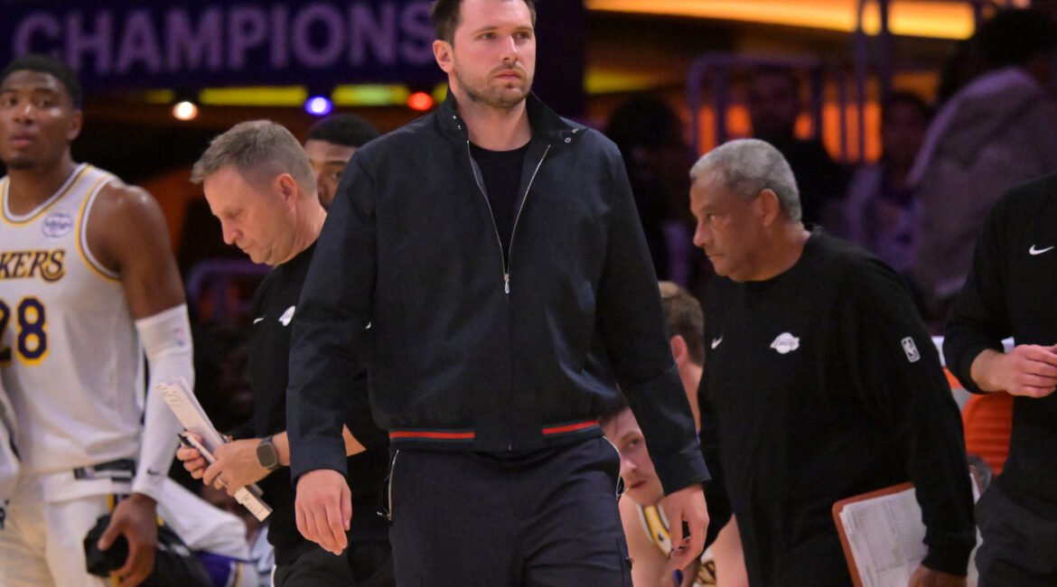 Ric Flair targets Doncic: “$46 million to sit and watch?” 1 USATSI 28921645 scaled