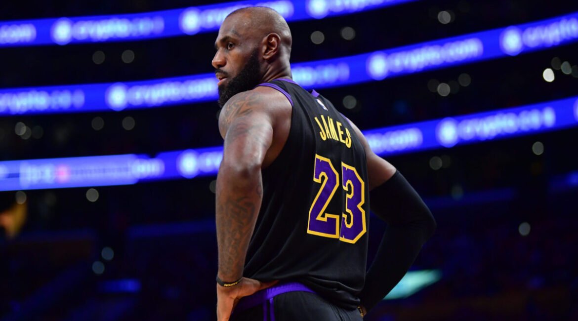 LeBron James won’t take a pay cut: “No veteran minimum” 1 USATSI 28933217 scaled e1779270306354