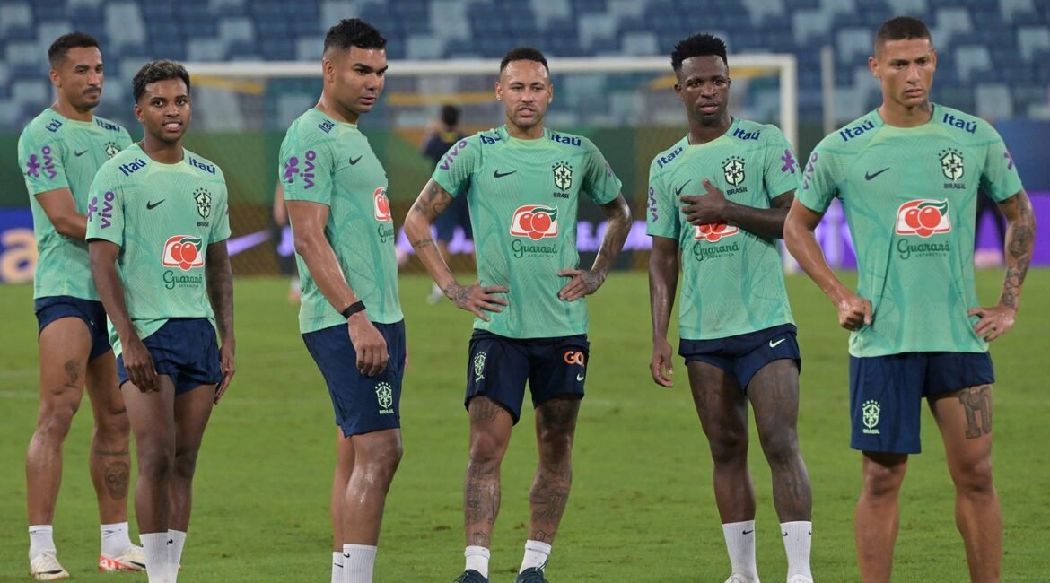 Casemiro Says Injured Neymar Can Still Be Brazil's 'Protagonist' At World Cup 2 neymar casemiro 1