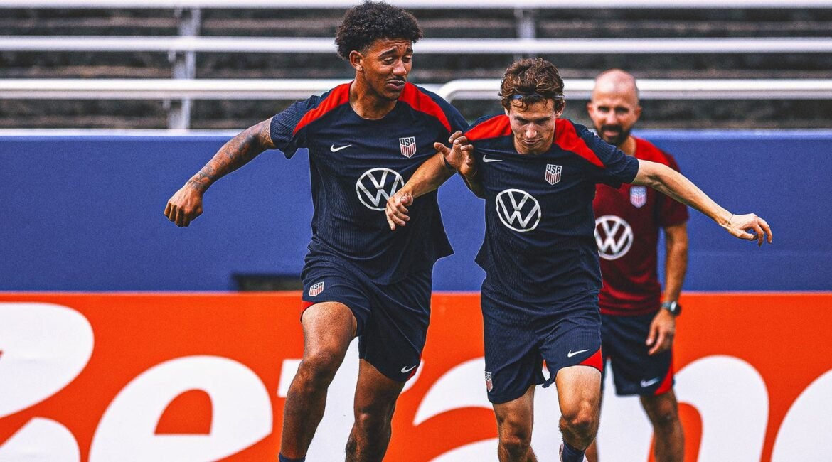 USA’s Chris Richards, Brenden Aaronson Deal With Injuries Ahead of World Cup 1 richards 1