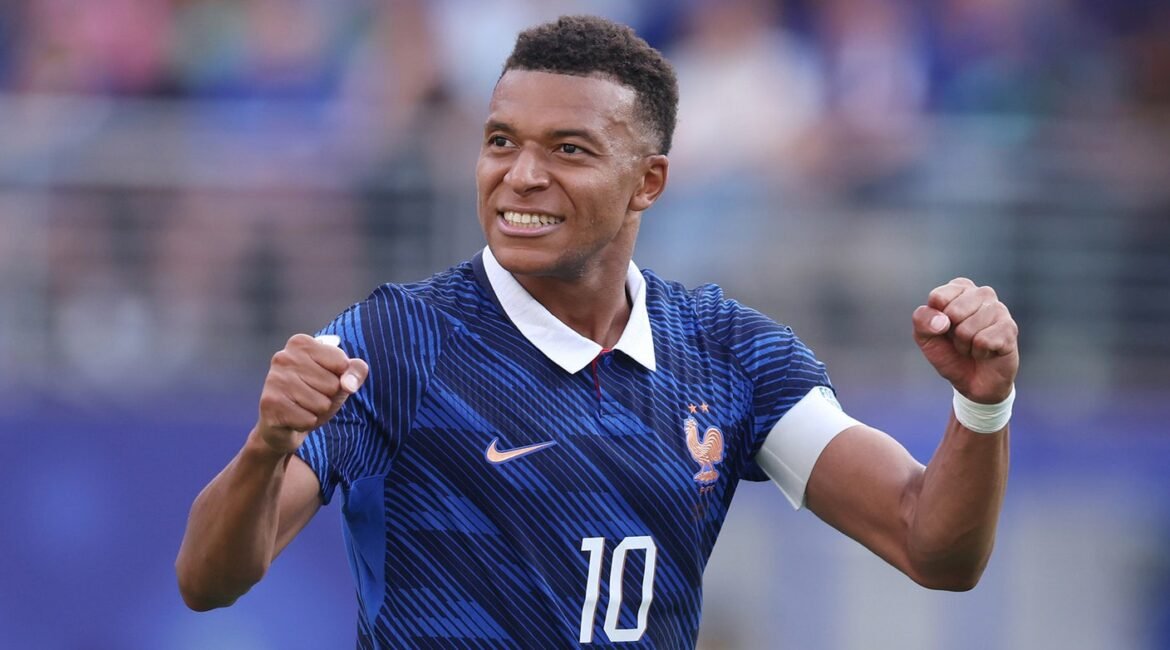 Watch Out, Messi: Mbappé Scores 18th World Cup Goal, One Shy Of All-Time Record 2 6b881413 mbappe1