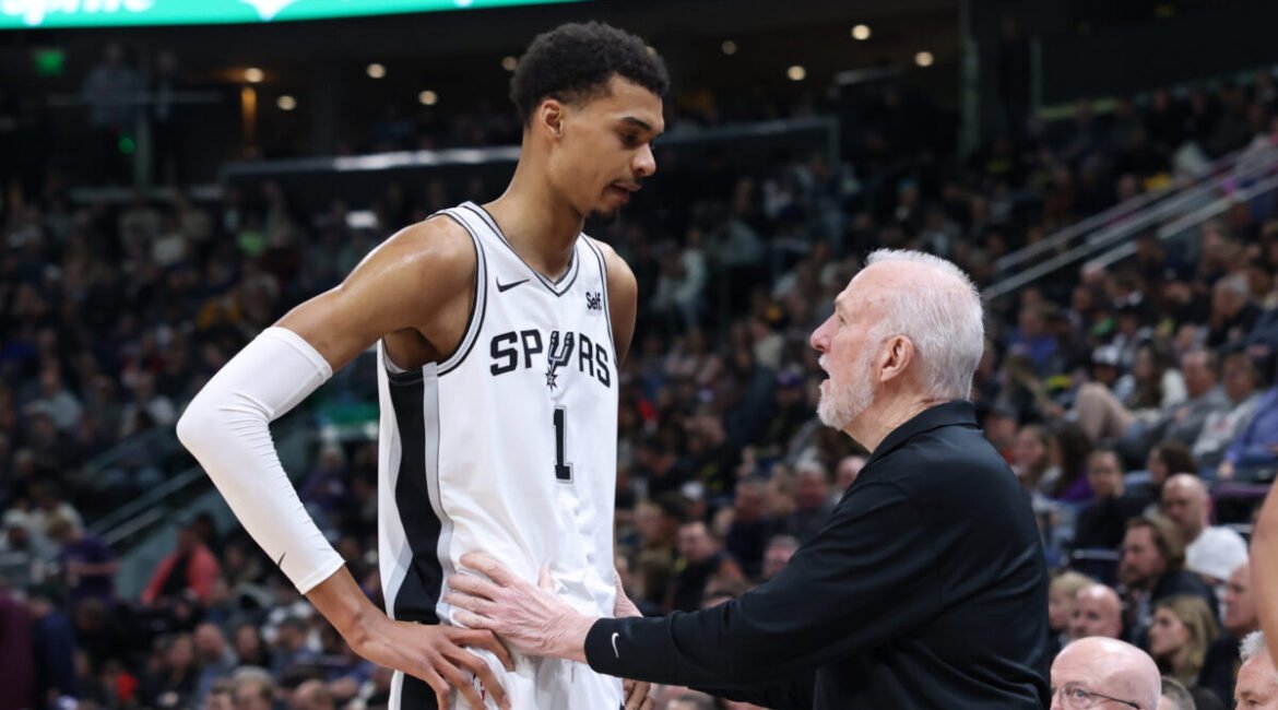 Wemby and Popovich share a special bond: “I need to talk to him” 1 USATSI 22884286 scaled e1780323242844