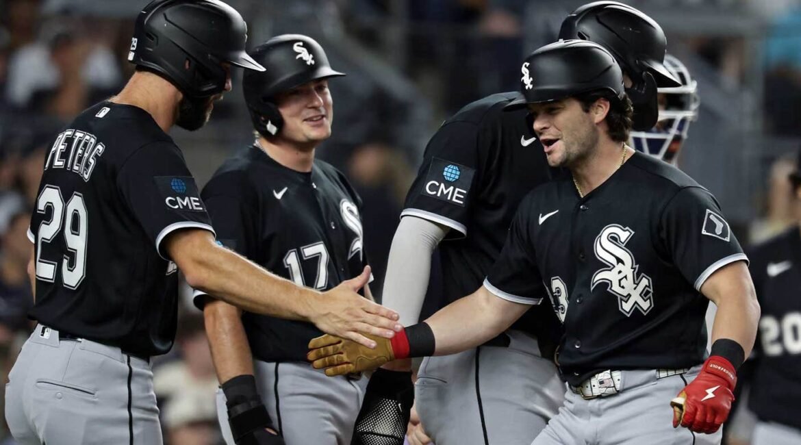 White Sox Stop Nine-Game Bronx Skid With Andrew Benintendi’s Pinch-Hit Grand Slam 2 andrewfront