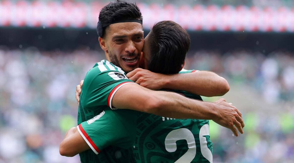 Mexico’s Raúl Jiménez Has Long-Awaited World Cup Moment: 'Perfect Day For Him' 2 front