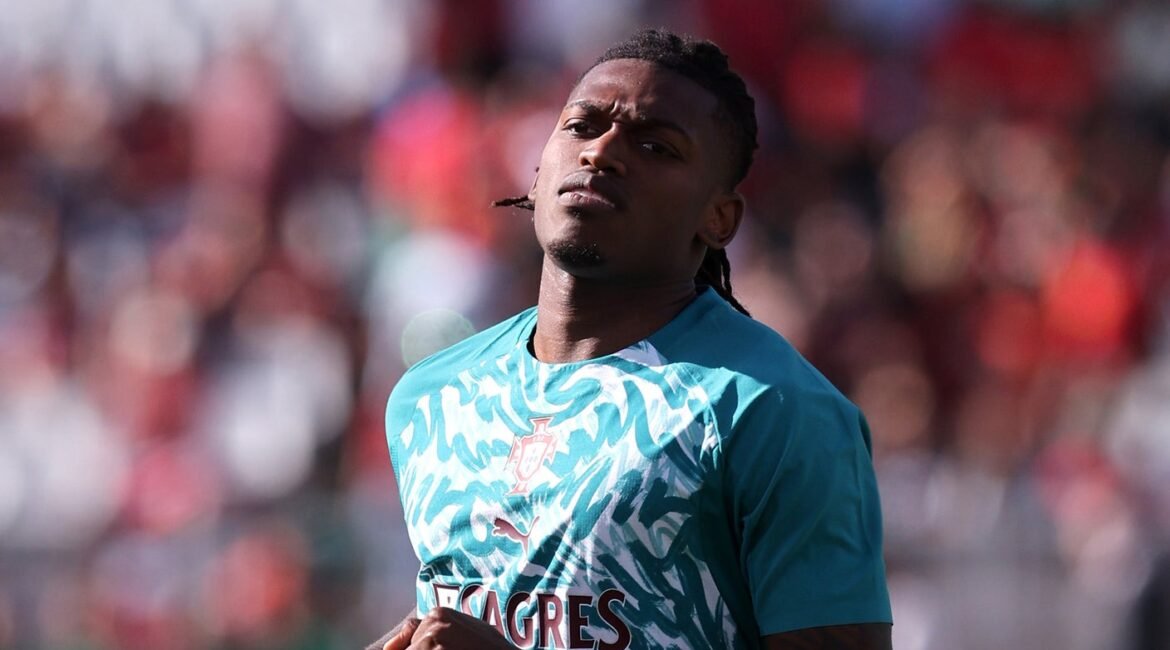 Portugal's Leão sent off for punching in World Cup warmup win over Chile 1 rafael