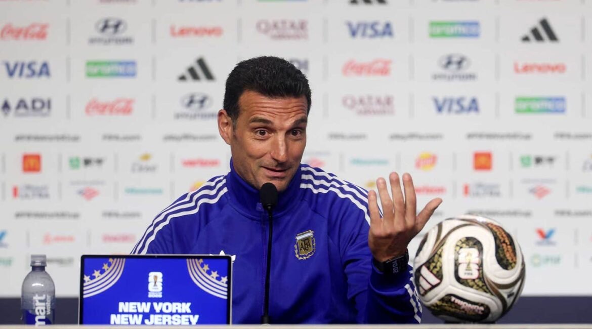 Lionel Scaloni Hints at Argentina Exit After World Cup Final Defeat to Spain 2 argentina1 1