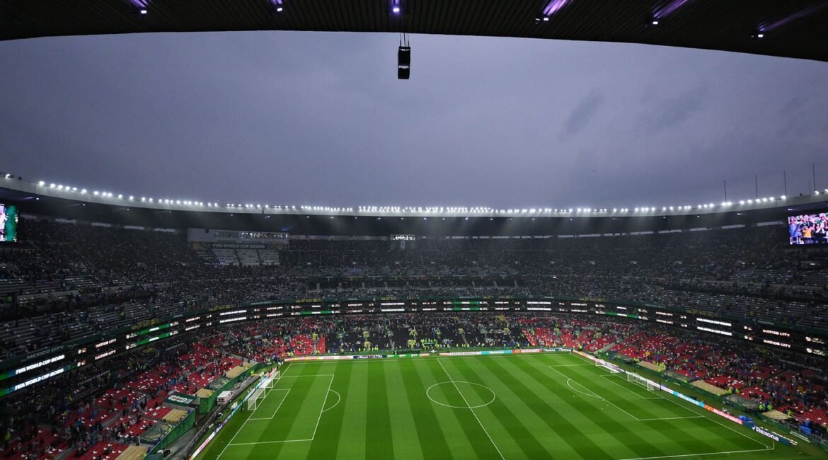 When Is Mexico vs. Ecuador Starting? What To Know About World Cup Weather Delay 2 azteca 1