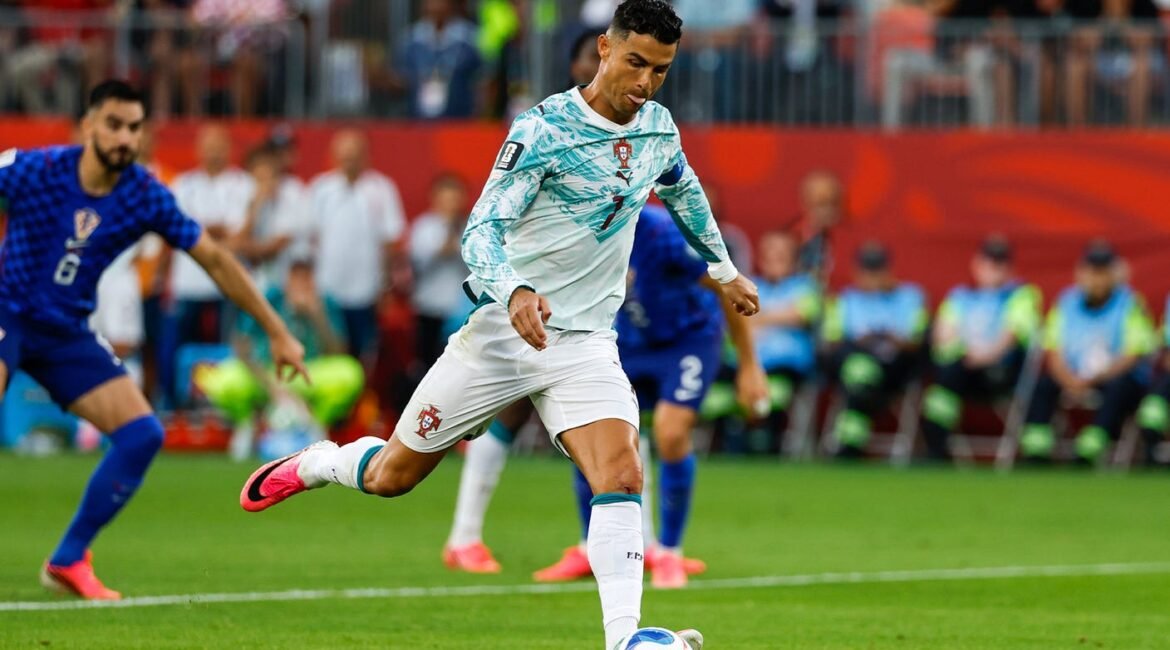 Cristiano Ronaldo: 'Never Felt' Fear Taking Penalty In Portugal's Win vs. Croatia 2 cristiano ronaldo 1