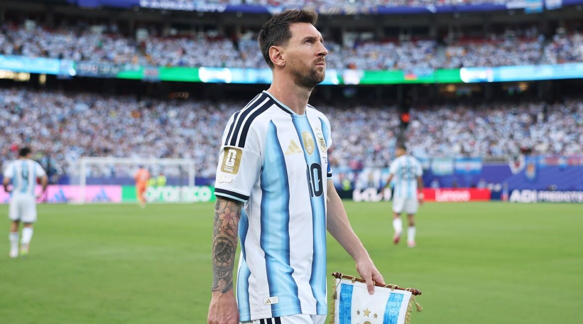 Has Lionel Messi Ever Played Against England? 1 fcfd7618 messi1
