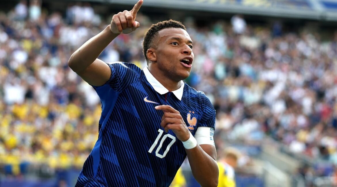 France vs. Paraguay Prediction, Odds, Picks For World Cup Match 1 gettyimages 2284082341 scaled