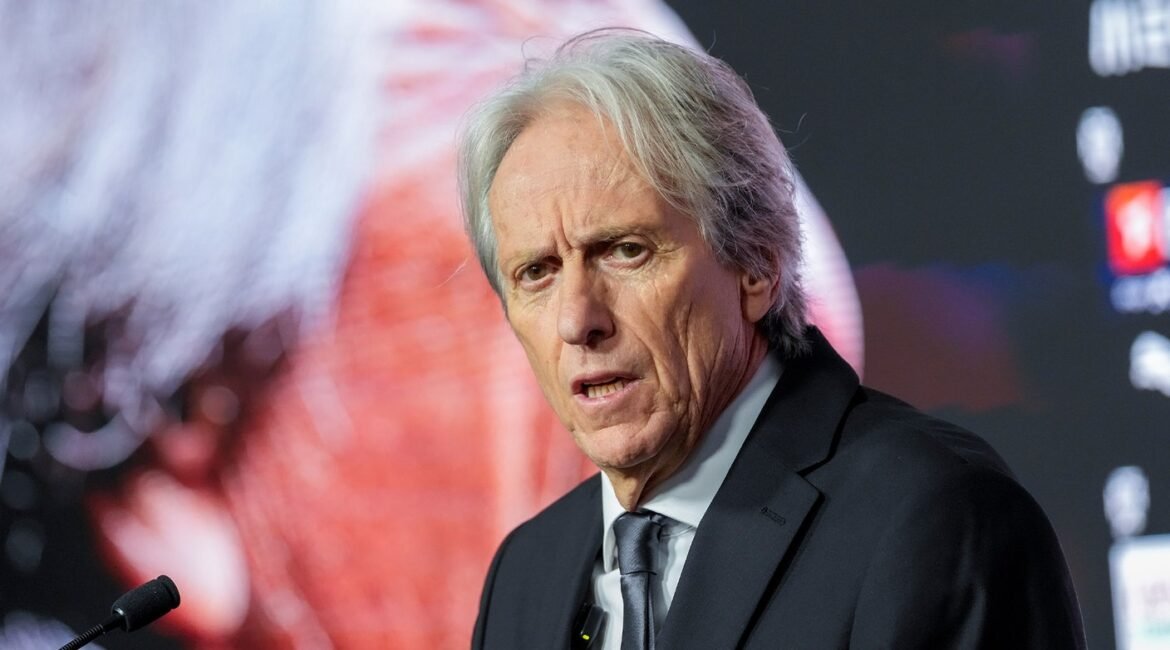 Portugal Hires New Coach Jorge Jesus, Who Plans To Discuss Ronaldo's Future 2 jesush1