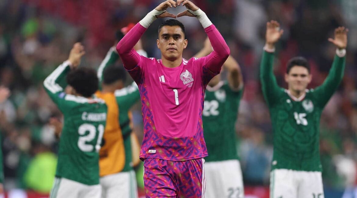 Mexico Breaks 40-Year Curse In World Cup Knockout Stage Win vs. Ecuador 2 mexico1