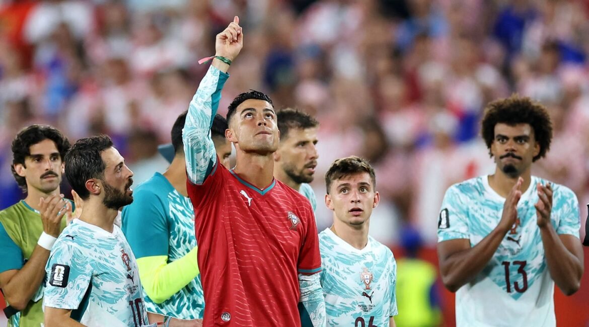 Cristiano Ronaldo, Portugal Honor Diogo Jota Following Dramatic Win vs. Croatia 2 ronaldo jota
