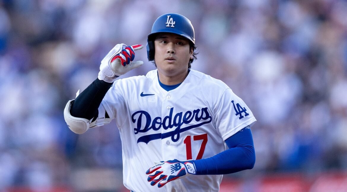 Shohei Ohtani Expected To Pitch Again This Season, But Dodgers In No Rush 2 shoooooooooooo
