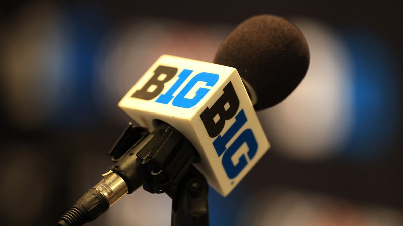 Big Ten Conference Reportedly Bans Players Who Appear On NFL Rosters 3 Big Ten Conference Reportedly Bans Players Who Appear On NFL