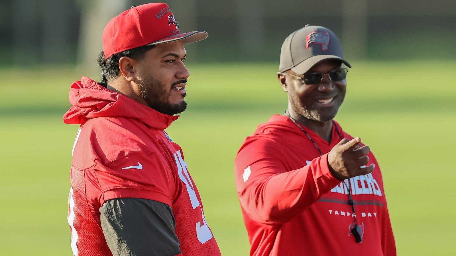 Vita Vea Buccaneers Reportedly Agree On 1 Year 30 Million