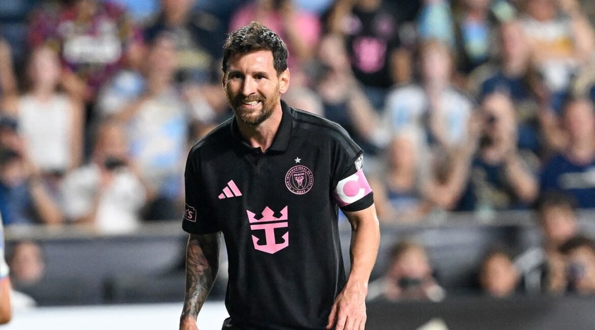 Lionel Messi, Ian Fray Fined For Slapping Philadelphia Union Players 2 ff92a06c messi1