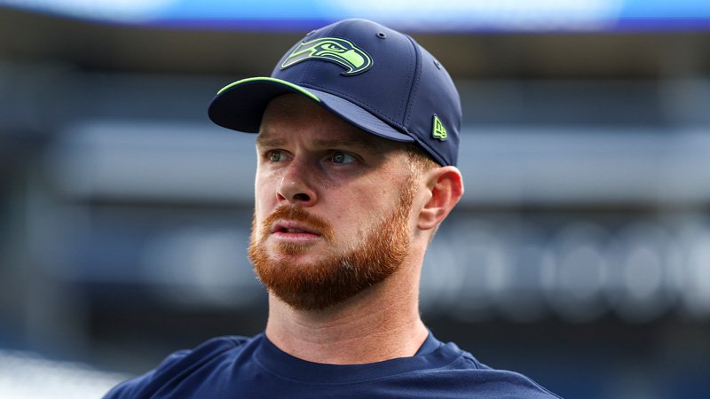 Seahawks Coach Mike Macdonald Declares QB Sam Darnold Week 2