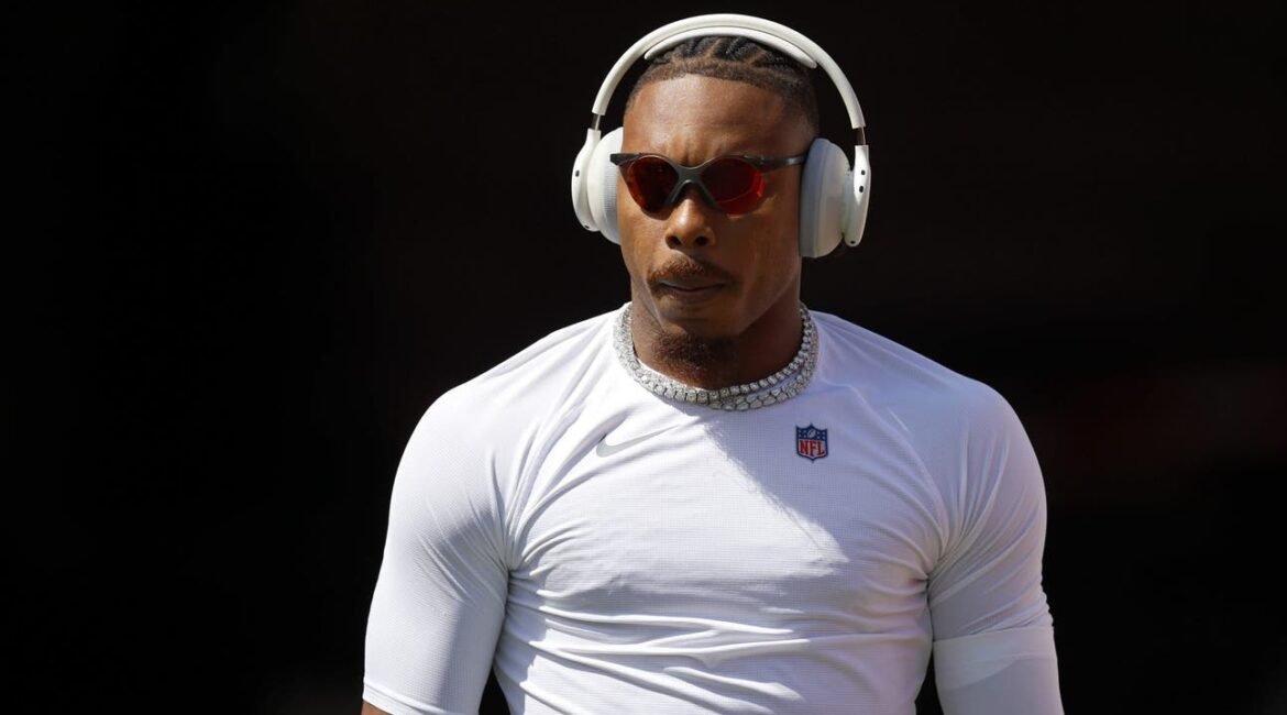 Vikings Rule Out WR Justin Jefferson Due To Ankle Injury vs. Buccaneers 2 gettyimages 2297427809 scaled e1790547908809