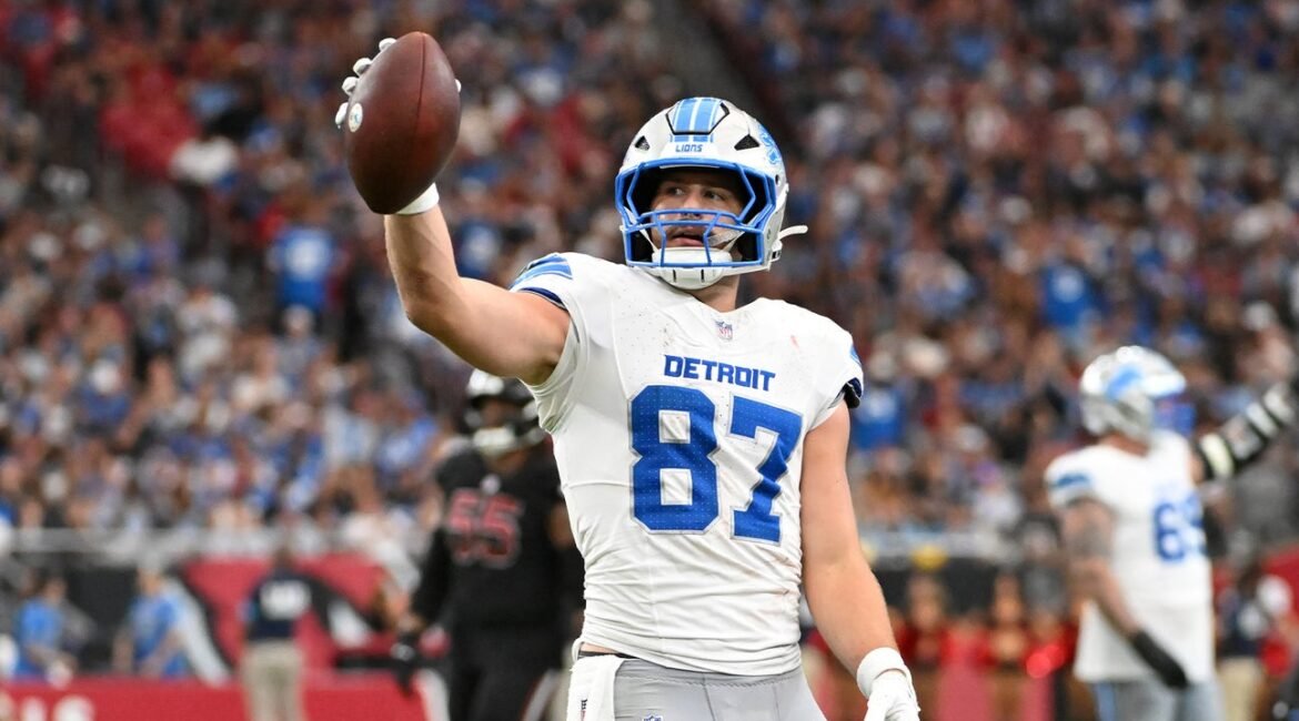 Lions' Sam LaPorta Is Open To 'Get Paid Somewhere Else’ If Contract Negotiations Loom 2 sam laporta